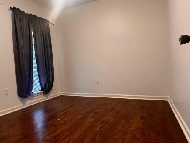 116 Southern Ct, Avondale, LA 70094 - spare room with baseboards and dark wood finished floors