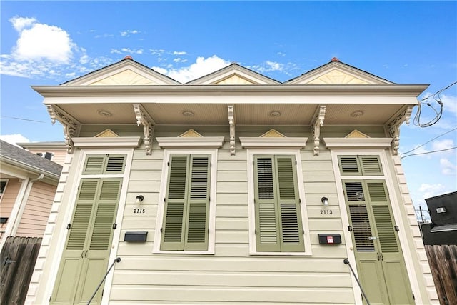 211315 S Liberty St, New Orleans, LA 70113 - view of front of home with covered porch