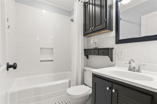 18 Davis Blvd, Jefferson, LA 70121 - full bathroom with ornamental molding, shower / bathtub combination with curtain, and vanity