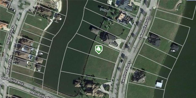 2077 S Lakeshore Blvd, Slidell, LA 70461