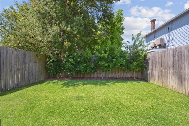 4119 S Liberty St, New Orleans, LA 70115 - view of yard featuring central AC unit