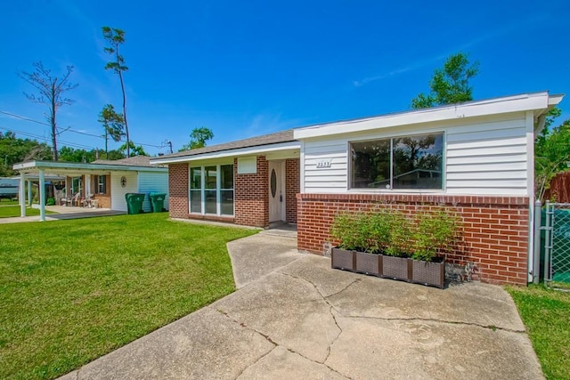 3233 Duncan St, Slidell, LA 70458 - ranch-style home featuring brick siding and a front lawn