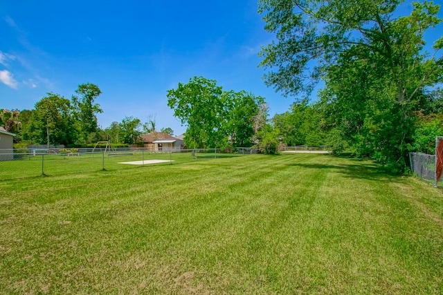 3233 Duncan St, Slidell, LA 70458 - view of yard