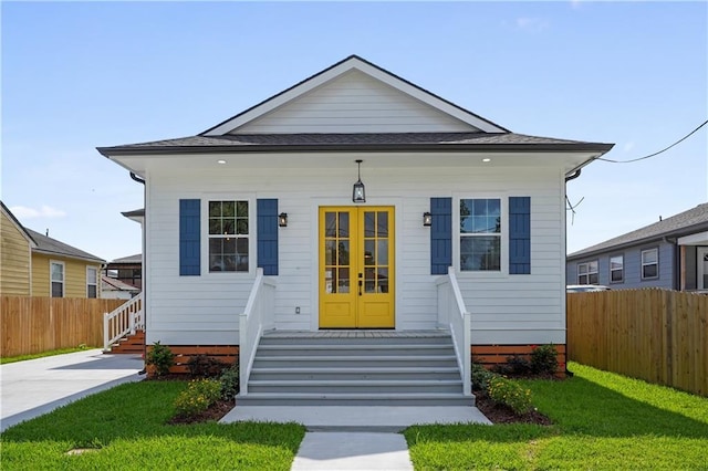 5519 Wingate Dr, New Orleans, LA 70122 - view of front of house featuring roof with shingles