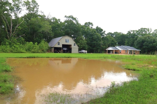42073 Farlow Ln, Ponchatoula, LA 70454 - water view featuring a barn