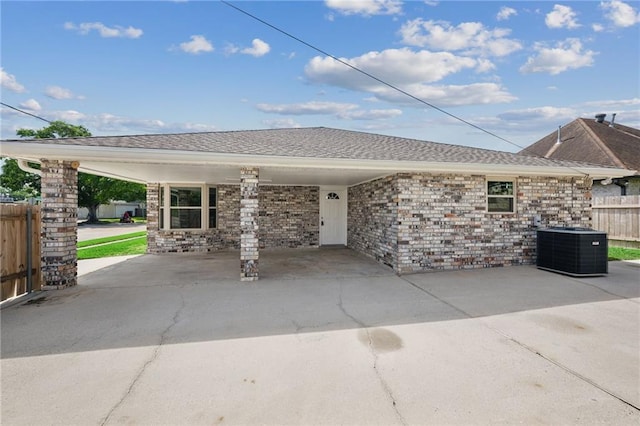 2228 Veronica Dr, Chalmette, LA 70043 - view of patio featuring fence and central air condition unit