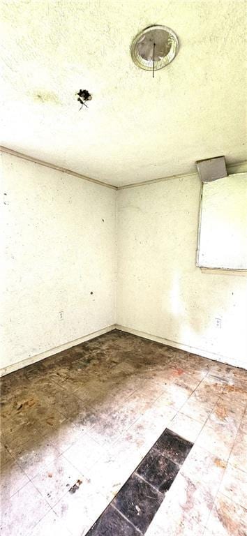 140 N 14th St, Ponchatoula, LA 70454 - spare room with tile patterned floors
