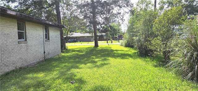 140 N 14th St, Ponchatoula, LA 70454 - view of green lawn