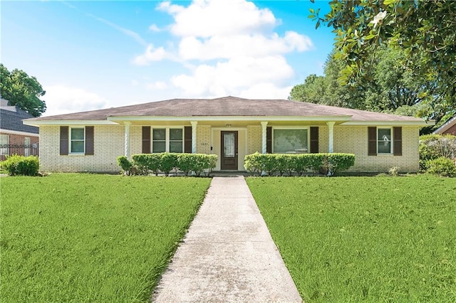 5927 Brighton Pl, New Orleans, LA 70131 - ranch-style home featuring brick siding and a front yard