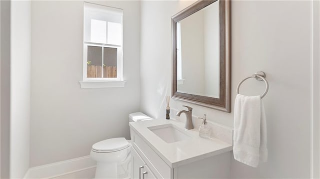811 Rosa Ave, Metairie, LA 70005 - half bath with toilet and vanity