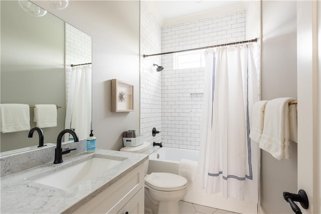 415 N Dupre St, New Orleans, LA 70119 - bathroom with shower / bath combination with curtain, toilet, and vanity