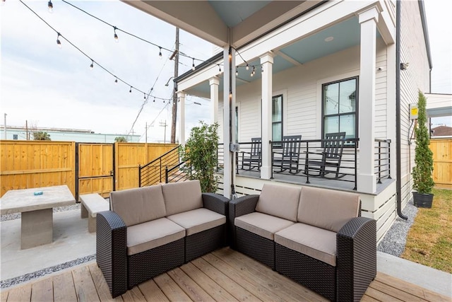 415 N Dupre St, New Orleans, LA 70119 - porch with outdoor lounge area