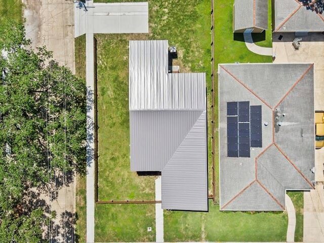 6100 Duplessis St, New Orleans, LA 70122 - aerial view of property and surrounding area