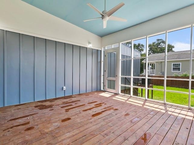 6100 Duplessis St, New Orleans, LA 70122 - unfurnished sunroom featuring ceiling fan and healthy amount of natural light
