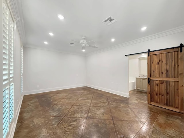9125 5th St, River Ridge, LA 70123 - unfurnished room featuring a barn door, a ceiling fan, baseboards, recessed lighting, and ornamental molding