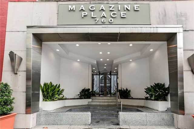 760 Magazine St Unit 117, New Orleans, LA 70130 - view of exterior entry