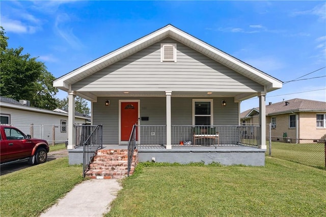 1101 Fairway Dr, Kenner, LA 70062 - view of front facade with a porch
