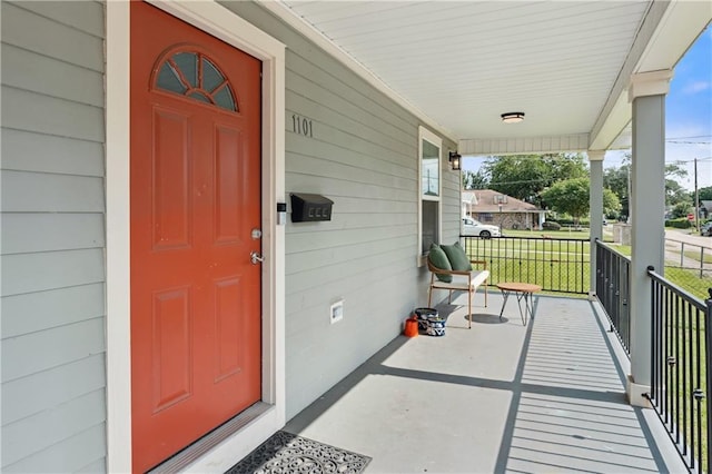 1101 Fairway Dr, Kenner, LA 70062 - property entrance with a porch