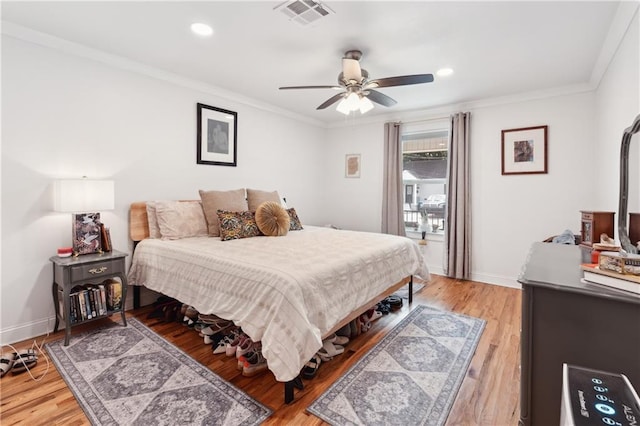 1101 Fairway Dr, Kenner, LA 70062 - bedroom with baseboards, ornamental molding, light wood-style flooring, recessed lighting, and a ceiling fan