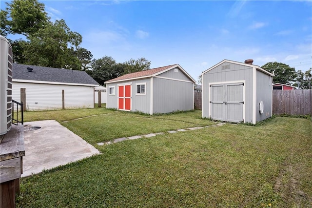 1101 Fairway Dr, Kenner, LA 70062 - view of yard featuring a patio area