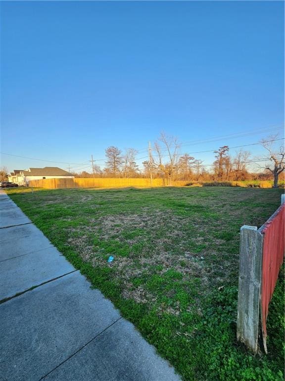 517 Cougar Dr, Arabi, LA 70032 - photo 2
