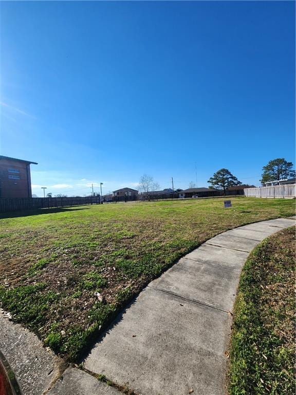 3312 Charles Ct, Chalmette, LA 70043