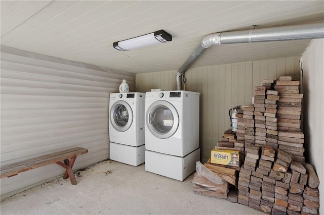 2409-11 St Ann St, New Orleans, LA 70119 - washroom featuring washer and clothes dryer