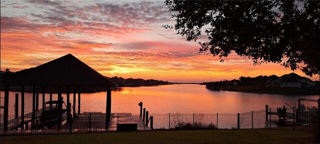 2044 S Lakeshore Blvd, Slidell, LA 70461 - dock area featuring a water view
