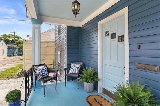 918 Harmony St, New Orleans, LA 70115 - view of covered porch