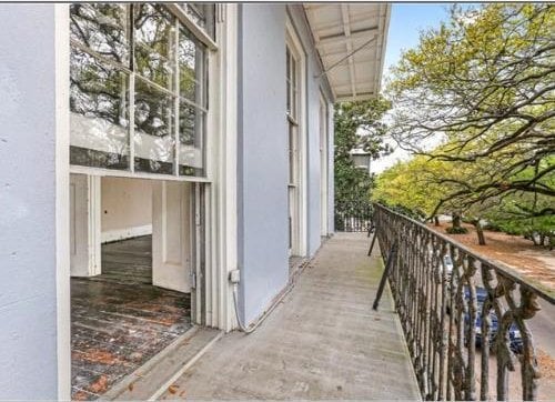 908-10 Esplanade Ave, New Orleans, LA 70116 - view of balcony