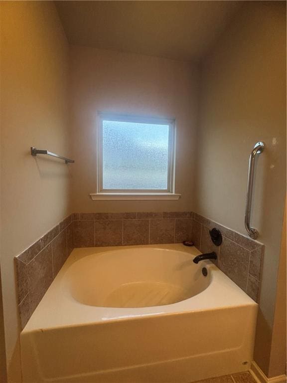 11018 Regency Ave, Hammond, LA 70403 - full bathroom with a bath