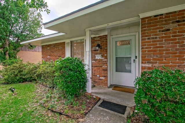 1414 Englewood Dr, Slidell, LA 70458 - entrance to property featuring brick siding