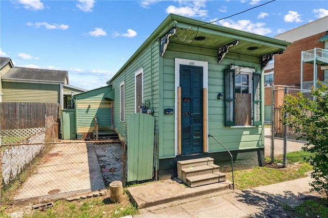 1432-1434 Ursulines Ave, New Orleans, LA 70116 - view of front of house featuring entry steps