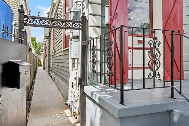 1314 Ursulines Ave, New Orleans, LA 70116 - view of gate