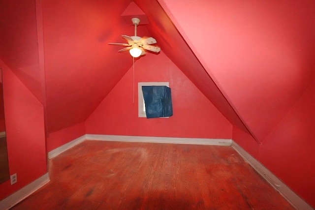 410 S Cherry St, Hammond, LA 70401 - bonus room featuring wood finished floors, vaulted ceiling, a ceiling fan, and baseboards