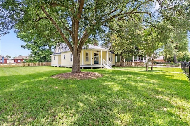 312 N Oak St, Hammond, LA 70401 - view of yard featuring a ceiling fan