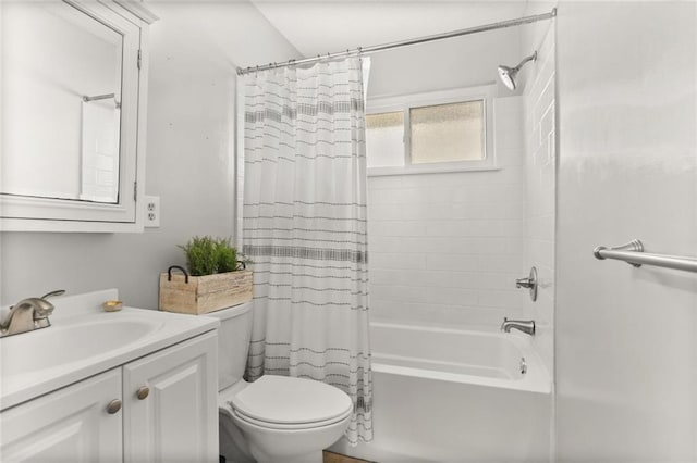 6020 Loraine St, Metairie, LA 70003 - bathroom featuring toilet, vanity, and shower / bathtub combination with curtain