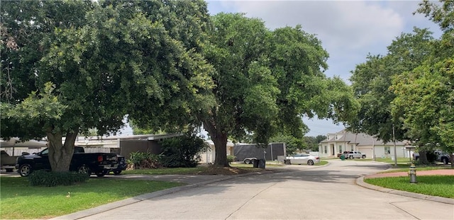 4 Laux Manor Dr, Metairie, LA 70003