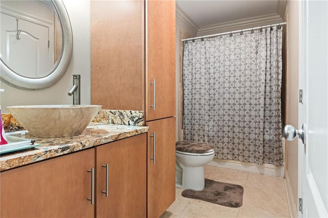 6755 Lake Willow Dr, New Orleans, LA 70126 - full bathroom featuring vanity, toilet, ornamental molding, a shower with shower curtain, and tile patterned floors