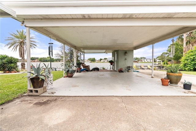 6755 Lake Willow Dr, New Orleans, LA 70126 - view of patio