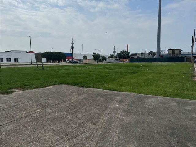 8356 W Judge Perez Dr, Chalmette, LA 70043