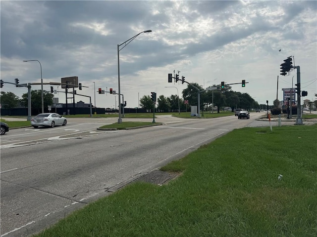 8356 W Judge Perez Dr, Chalmette, LA 70043