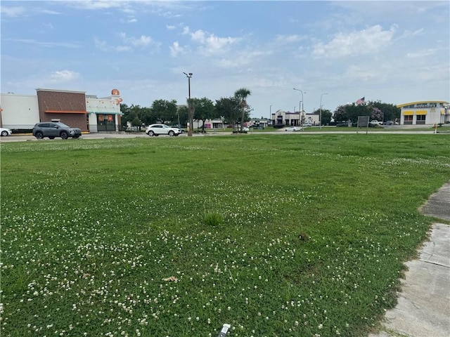 8356 W Judge Perez Dr, Chalmette, LA 70043