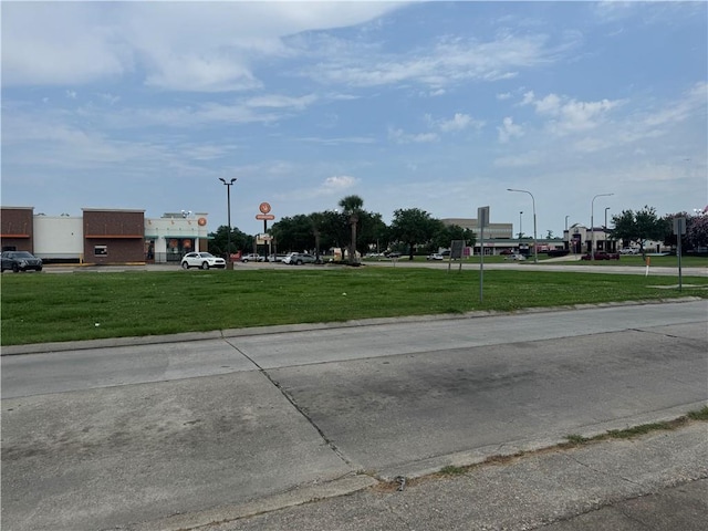 8356 W Judge Perez Dr, Chalmette, LA 70043