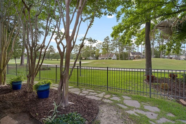 553 Beau Chene Dr, Mandeville, LA 70471 - view of yard