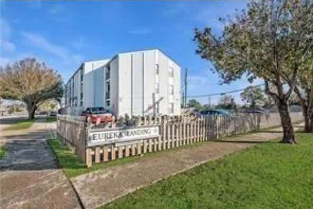 2201 Houma Blvd Unit 303, Metairie, LA 70001 - view of building exterior