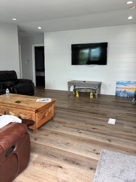 131 Verley Ln, Grand Isle, LA 70358 - living room featuring wood finished floors and recessed lighting