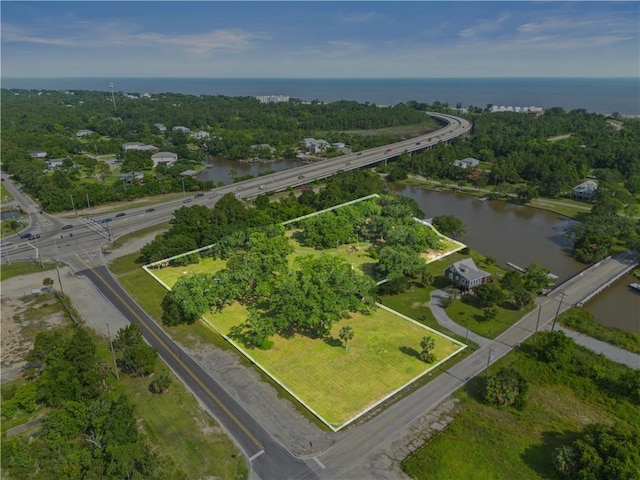 124 Bayview St, Pass Christian, MS 39571