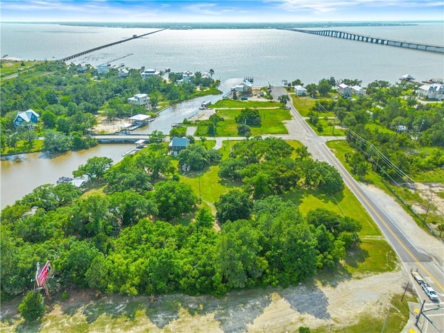 124 Bayview St, Pass Christian, MS 39571