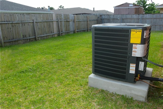 6 Marywood Ct, New Orleans, LA 70128 - exterior view of central AC unit and a fenced backyard